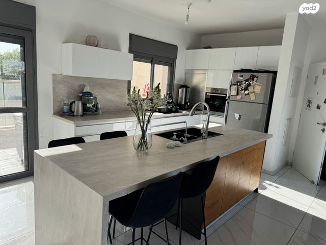 דירה, מודיעין מכבים רעות