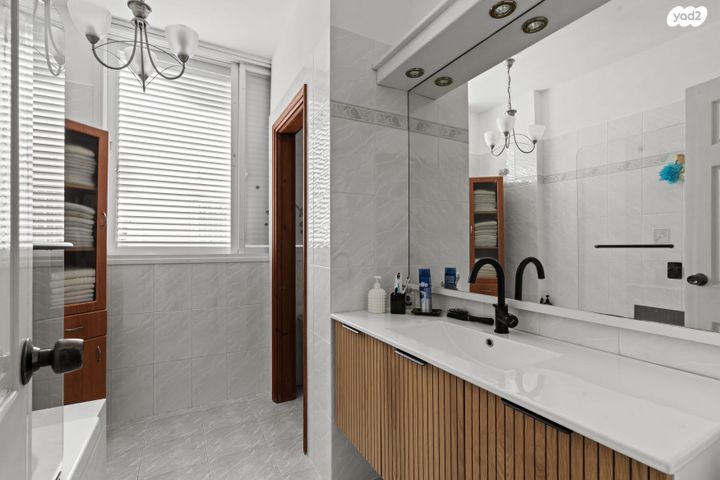 בית פרטי/ קוטג', הסנפיר, נווה ים, ראשון לציון