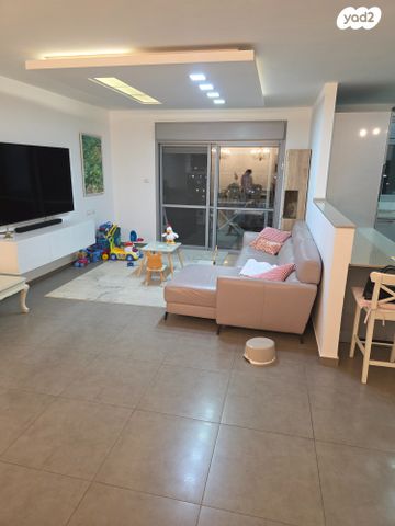 דירה, רמב"ם, העיר העתיקה, רמב"ם, דרום, באר שבע