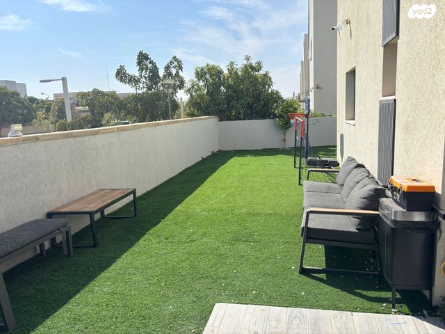 בית פרטי/ קוטג', אולגה שמיר, כלניות, באר שבע