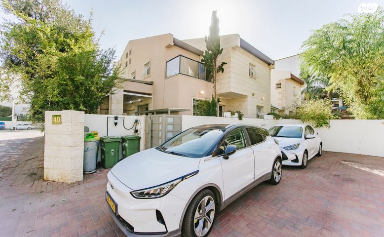 נאות מרגלית 