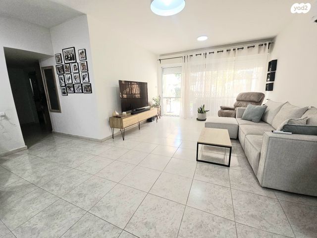 דירת גן, מנחם מששוילי 3, גבעתי, רחובות