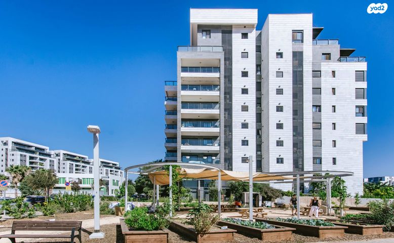 דירה, עמוס עוז, גליל ים (מתחם הכוכבים), הרצליה