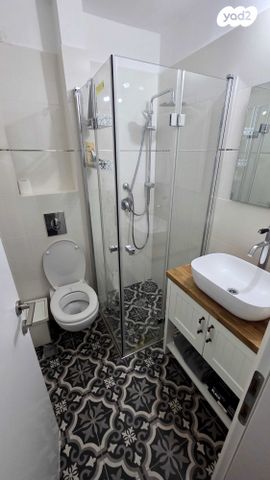 דו משפחתי, מנשה בן ישראל, רמת אהרון, רחובות