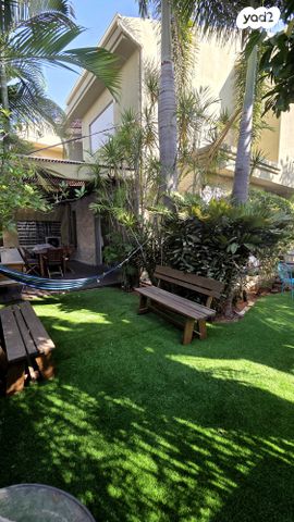 דו משפחתי, מנשה בן ישראל, רמת אהרון, רחובות