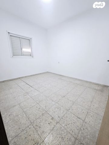 גג/ פנטהאוז, מפרץ שלמה, קרית שרת מזרח, חולון