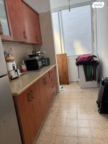 דירה, שדרות בר אילן 31, דרום מערב ותיק, בת ים