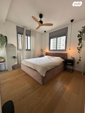 דירה, יעקב פיכמן 23, ח-501, חולון