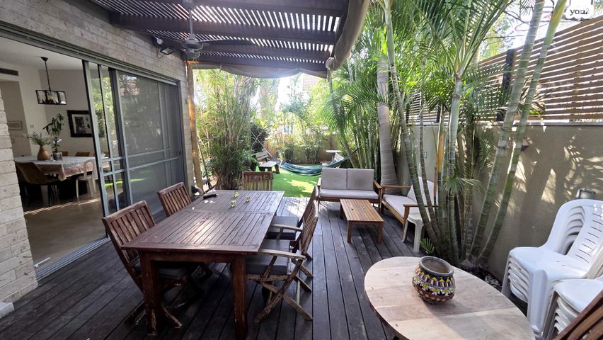 דו משפחתי, מנשה בן ישראל, רמת אהרון, רחובות