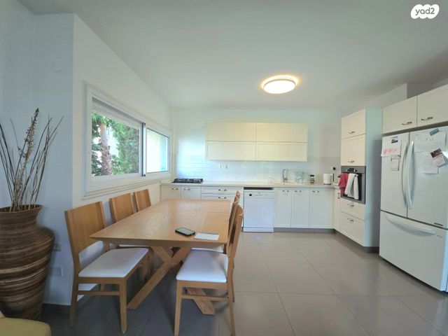 דירה, ברנדייס, רעננה