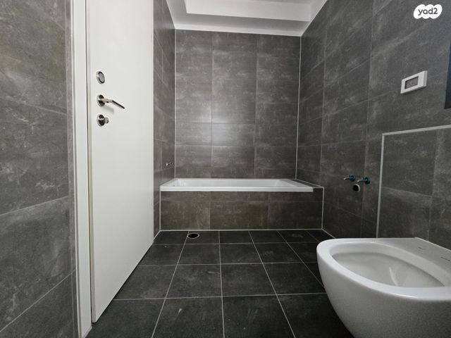 דירה, מניה שוחט, נווה איילון, אור יהודה