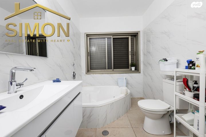 דו משפחתי, שלום שבזי 8, רמת חן ובן ציון, נתניה