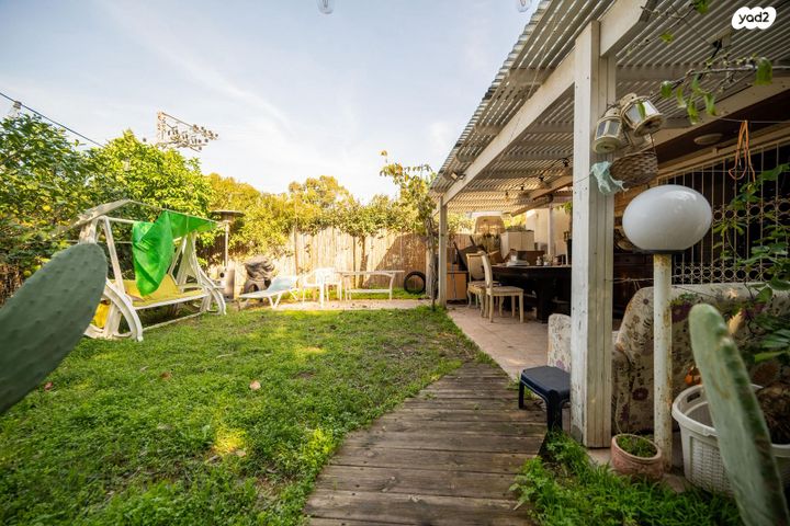 דו משפחתי, דביר 2, מרכז הישוב, גני תקווה