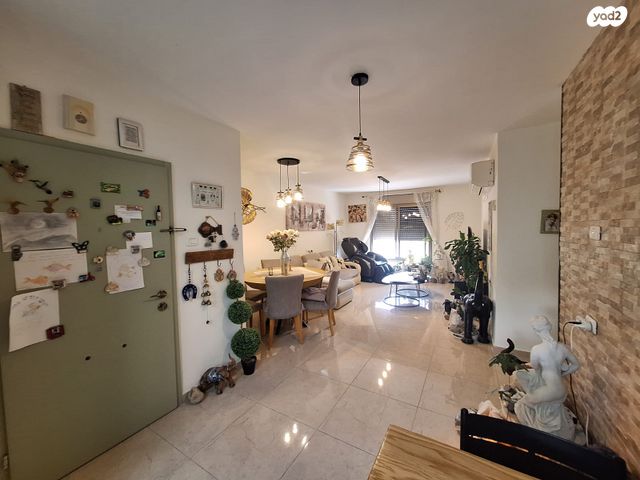 דירה, רמת יקנעם, יקנעם עילית