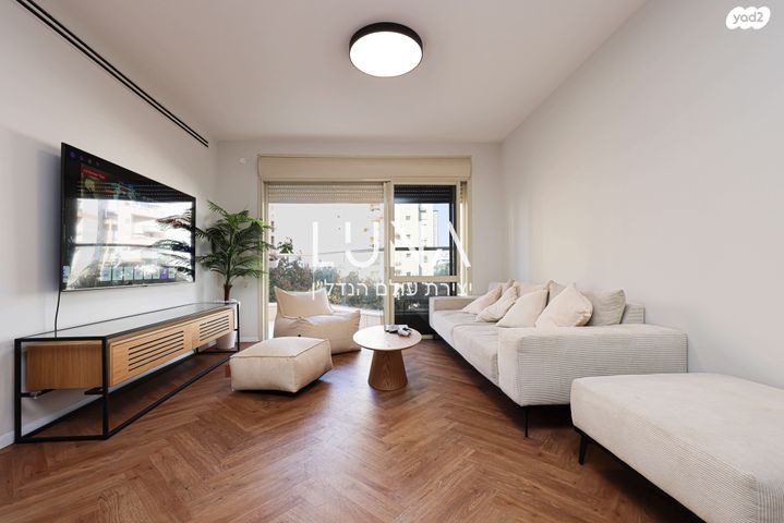 דירה, יעקב דורי, נתניה