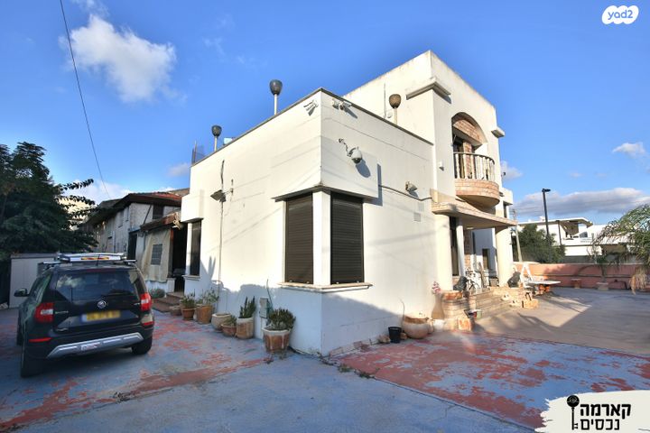 בית פרטי/ קוטג', דוד רזיאל 10, קרית בנימין, קרית אתא