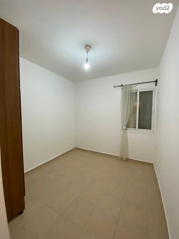 דירה, בן עמי, גבעת הרקפות, גבעת תל חי, קרית אתא