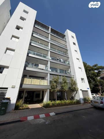 דירה, הטייסים, תל גיבורים, חולון