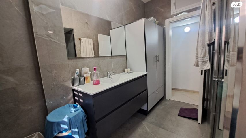 דירה, אברמוביץ', ראשון לציון