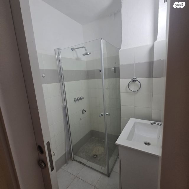 דירה, בן עמי, גבעת הרקפות, גבעת תל חי, קרית אתא