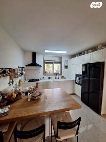 דירה, רמת יקנעם, יקנעם עילית