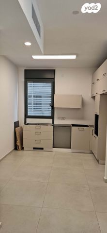 דירה, קזן, רעננה