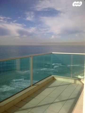 דרך בן גוריון 71