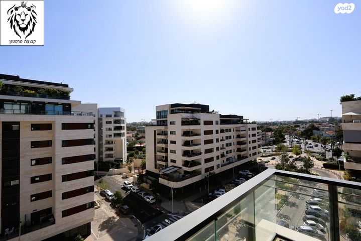 דירה, נאות שדה, רעננה