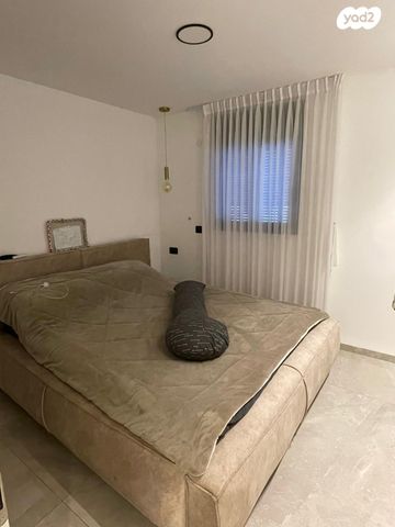 דירת גן, קרית ים