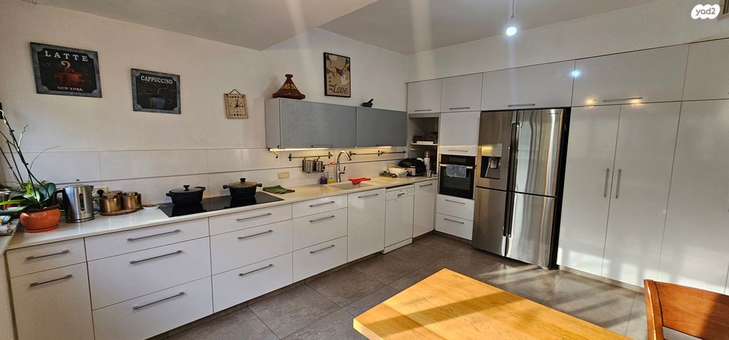 דו משפחתי, פלמ"ח, מעוז ציון ב', מבשרת ציון