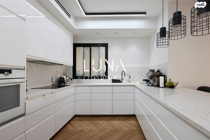 דירה, יעקב דורי, נתניה