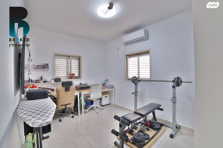 דירה, קרן היסוד, קרית שרת מערב, חולון