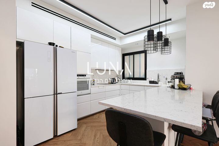 דירה, יעקב דורי, נתניה