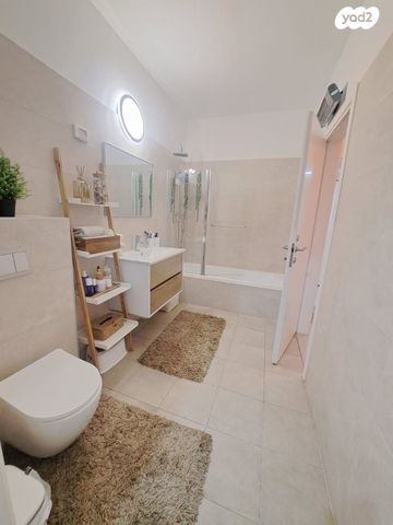 דירה, נתיבות