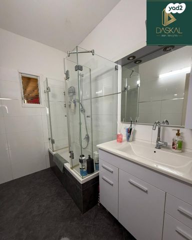 דירה, עמיאל רוז'נסקי, אפרים, רחובות