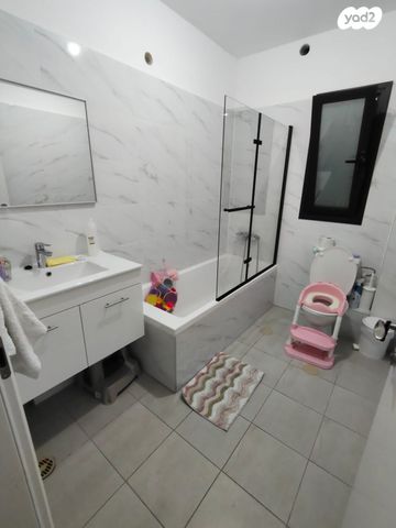 דירה, חורשת נח, אופקים