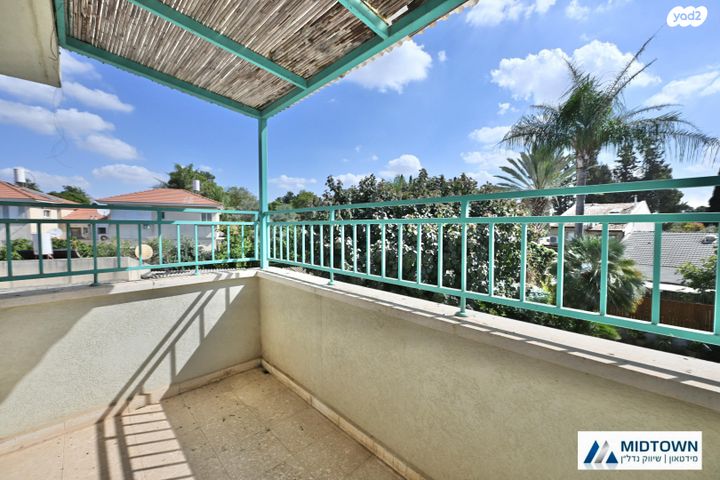 בית פרטי/ קוטג', נחמיה, בית ונוף, כפר סבא