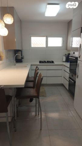 דירה, פסח חברוני, קרית היובל, ירושלים