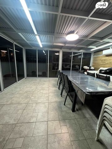 גג/ פנטהאוז, קרן היסוד 30, קרית שרת מערב, חולון