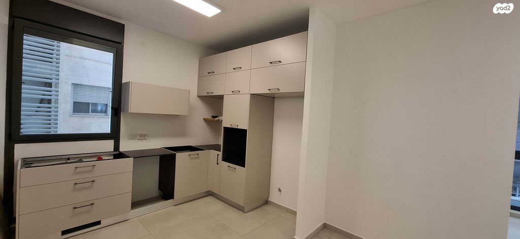 דירה, קזן, רעננה