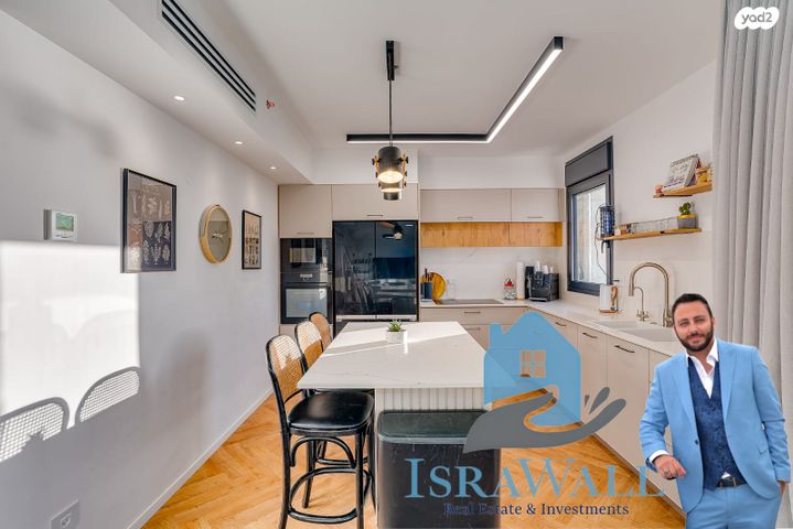 גג/ פנטהאוז, מסריק 12, רוטשילד עצמאות, בת ים