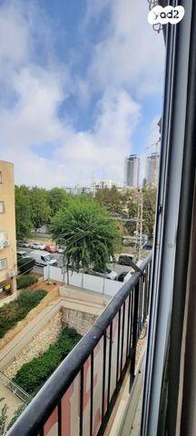 דירה, החשמונאים 38, לב העיר, בת ים