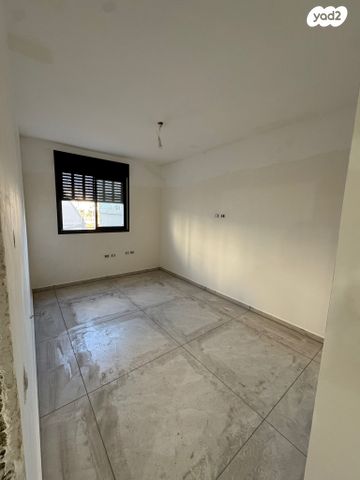 דירת גן, נווה שמיר רמת בית שמש ה-1, בית שמש