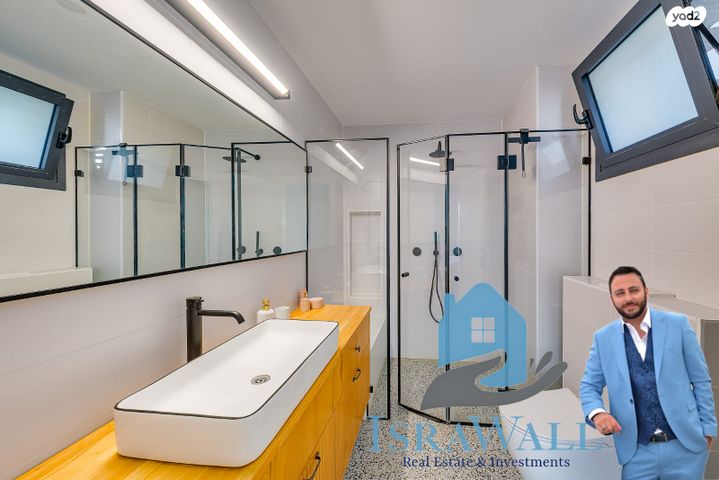 גג/ פנטהאוז, מסריק 12, רוטשילד עצמאות, בת ים