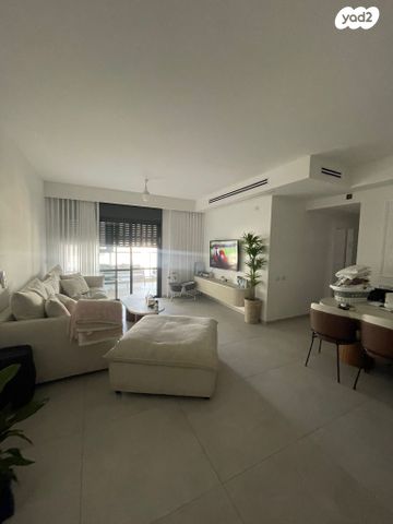 דירה, אריאל שרון 4, נווה שרון / שער העיר, נתיבות