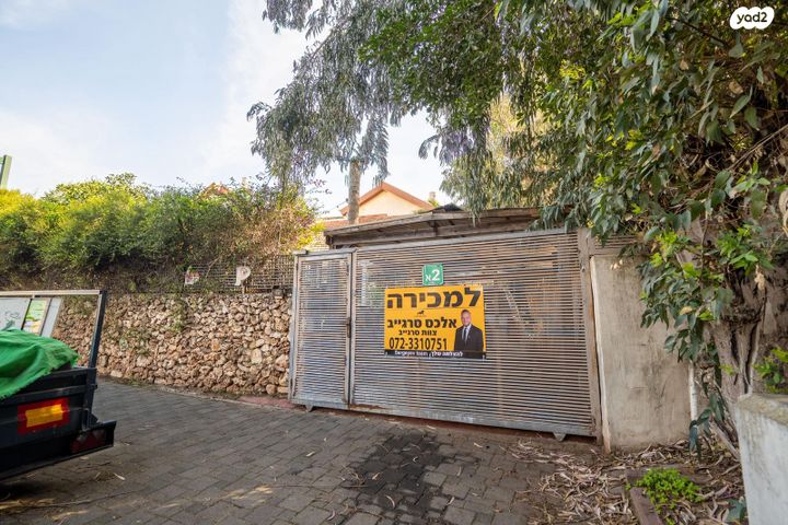 דו משפחתי, דביר 2, מרכז הישוב, גני תקווה