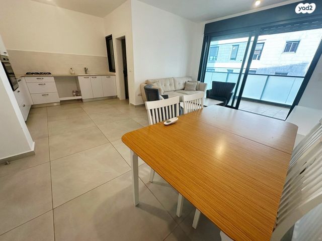 דירה, בר כוכבא, נווה ישראל, הרצליה