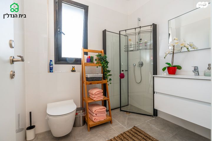 דירה, השולמית, אור ים, אור עקיבא