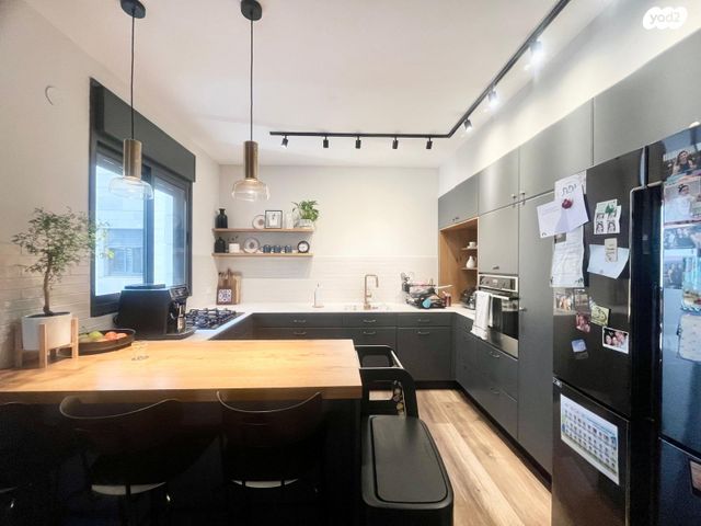 דירה, העצמאות 42, מרכז, הרצליה