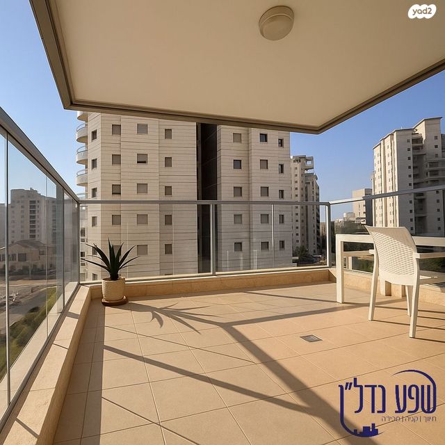 דירה, ראובן ברקת, קרית אילון, חולון